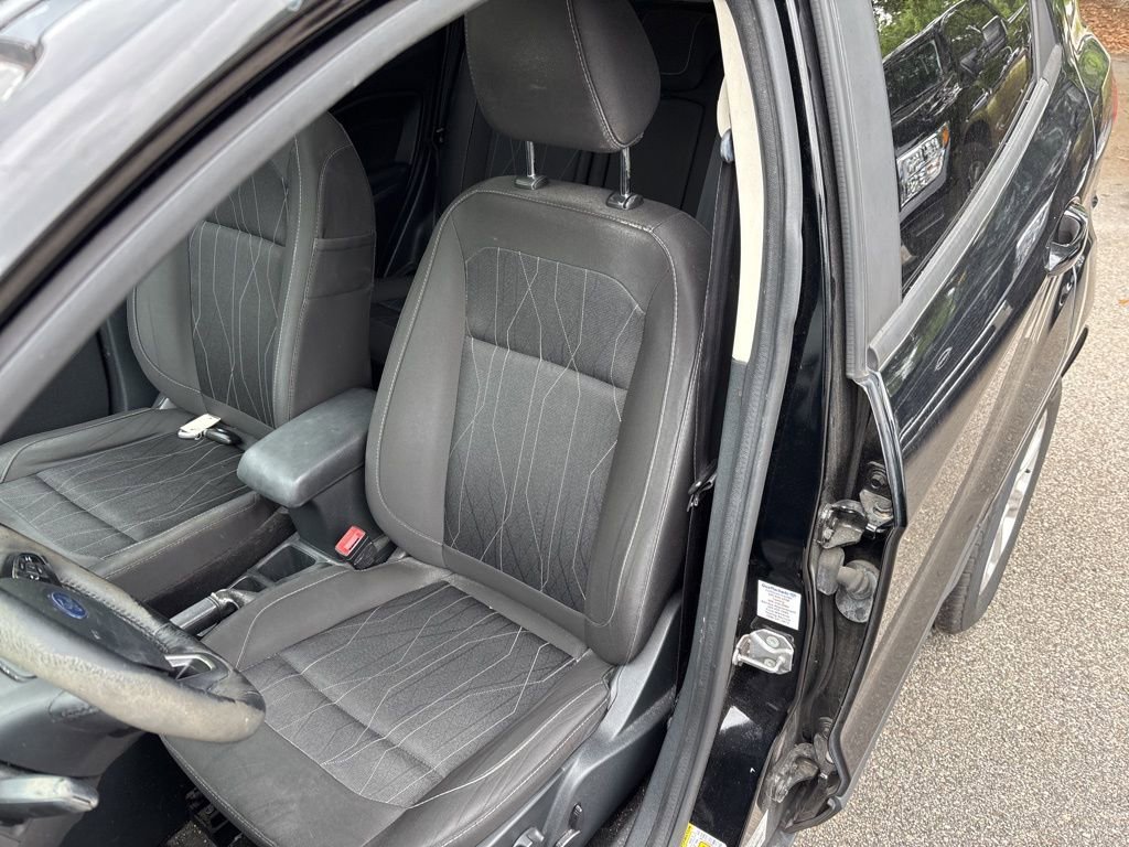 Used 2019 Ford EcoSport SE w/ SE Convenience Package FWD image 3