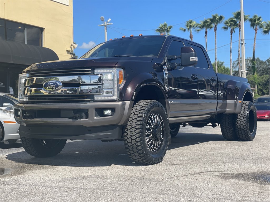 Used 2018 Ford F450 King Ranch w/ King Ranch Ultimate Package AWD/4WD image 11