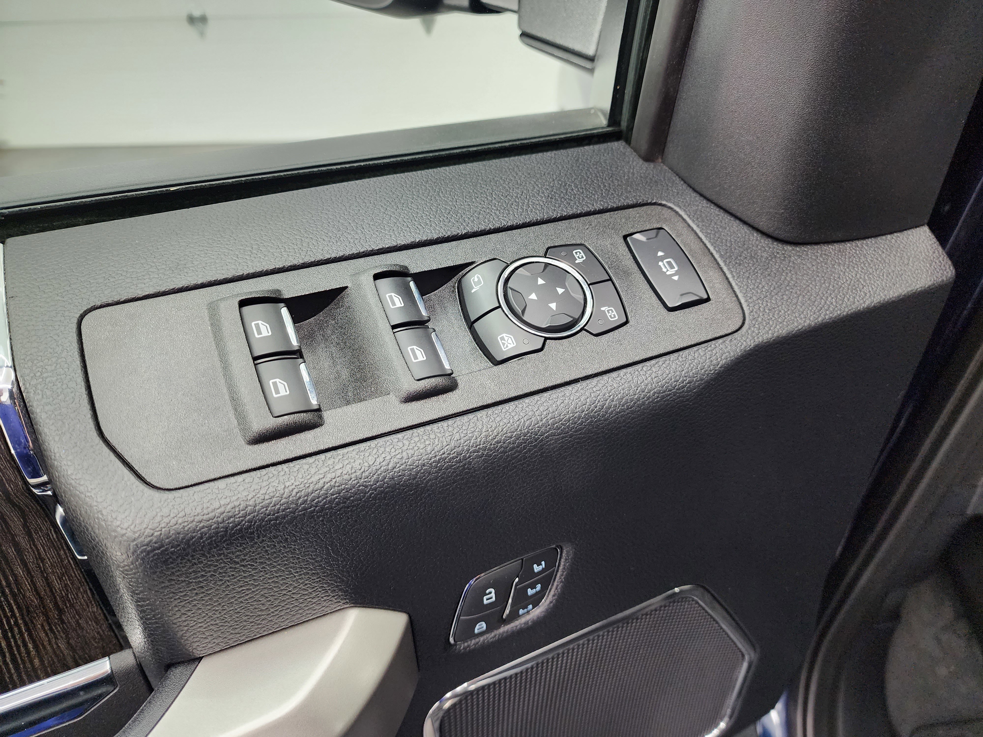 Used 2020 Ford F250 Lariat image 42