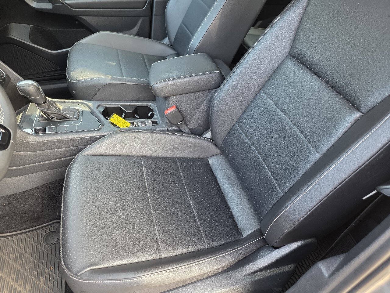 Used 2021 Volkswagen Tiguan S FWD image 11