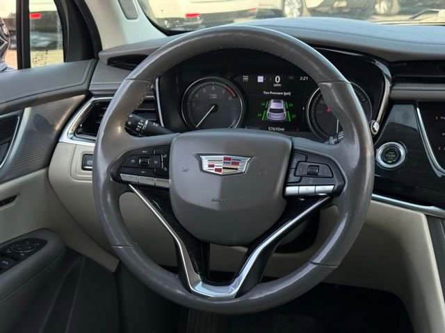 Used 2022 Cadillac XT6 Premium Luxury w/ Technology Package image 8