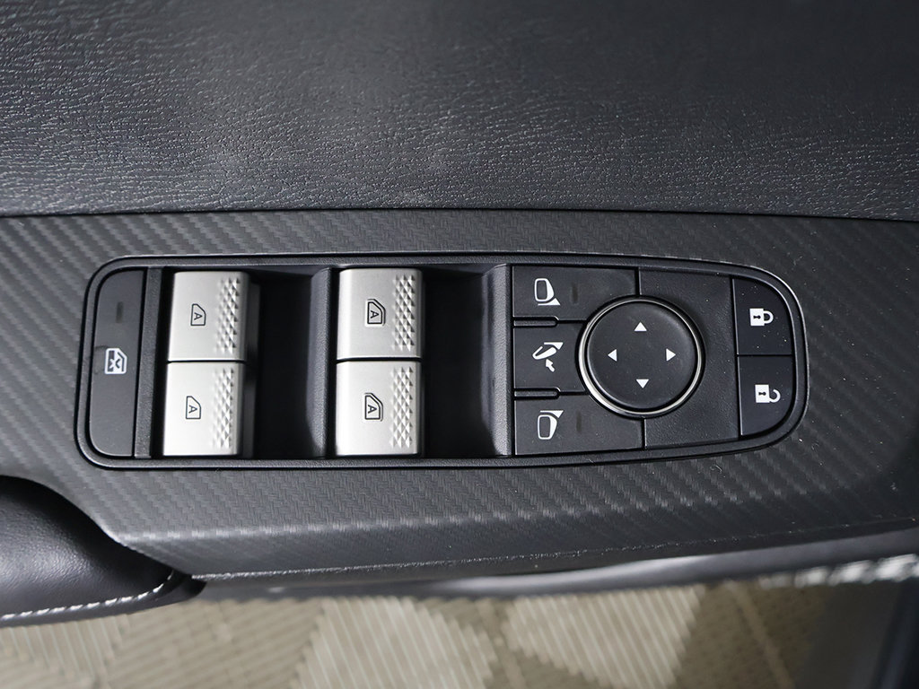 New 2026 Mitsubishi Outlander SE FWD image 39