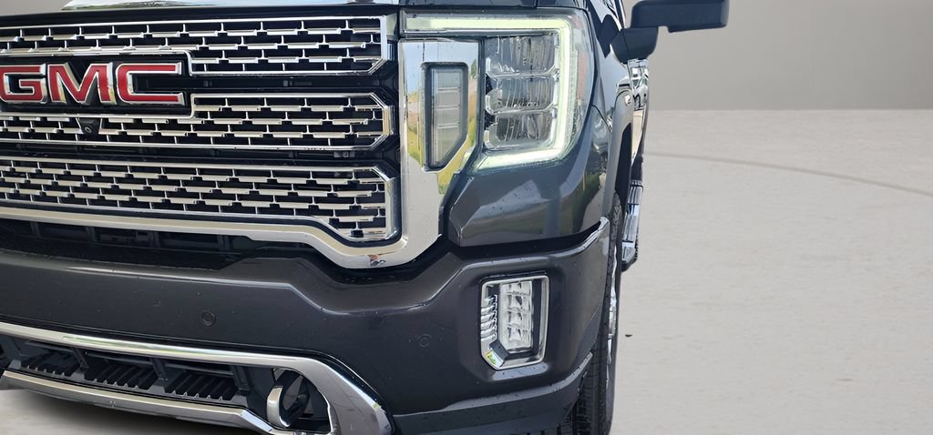 Used 2021 GMC Sierra 2500 Denali w/ Denali Ultimate Package AWD/4WD image 2