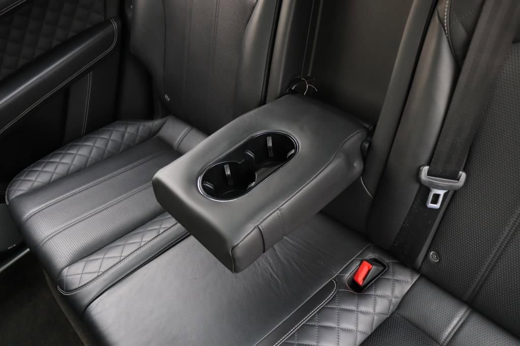 Used 2017 Bentley Bentayga image 73