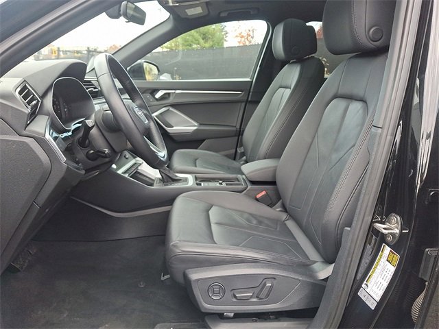 Used 2019 Audi Q3 2.0T Premium image 14