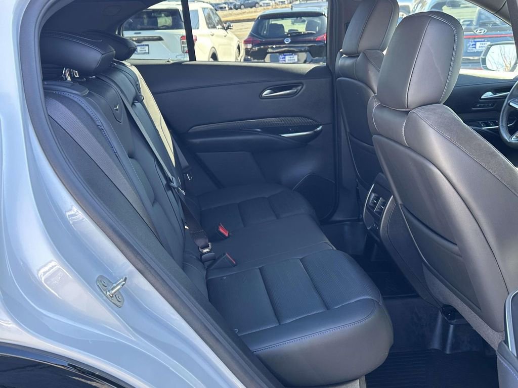 Used 2024 Cadillac XT4 Sport image 7