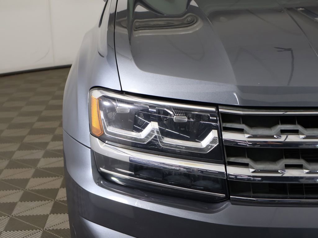 Used 2018 Volkswagen Atlas SE FWD image 14