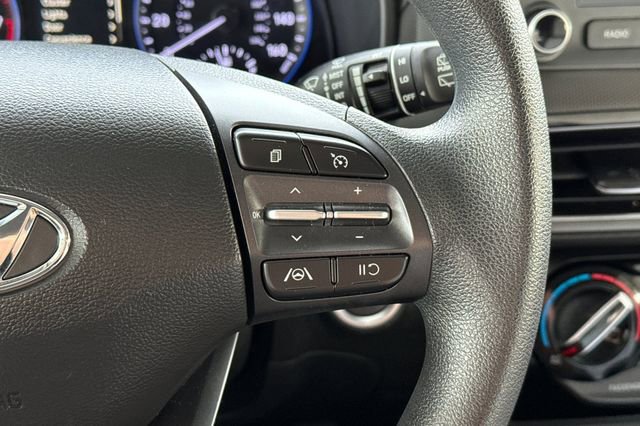 Used 2023 Hyundai Kona SEL image 30