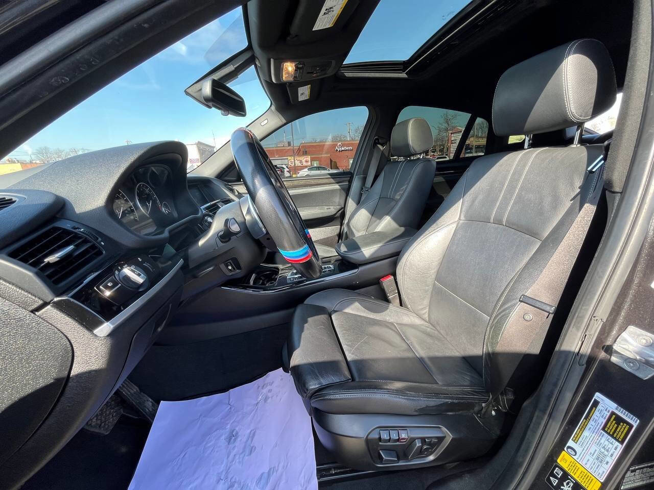 Used 2017 BMW X4 xDrive28i AWD/4WD image 15