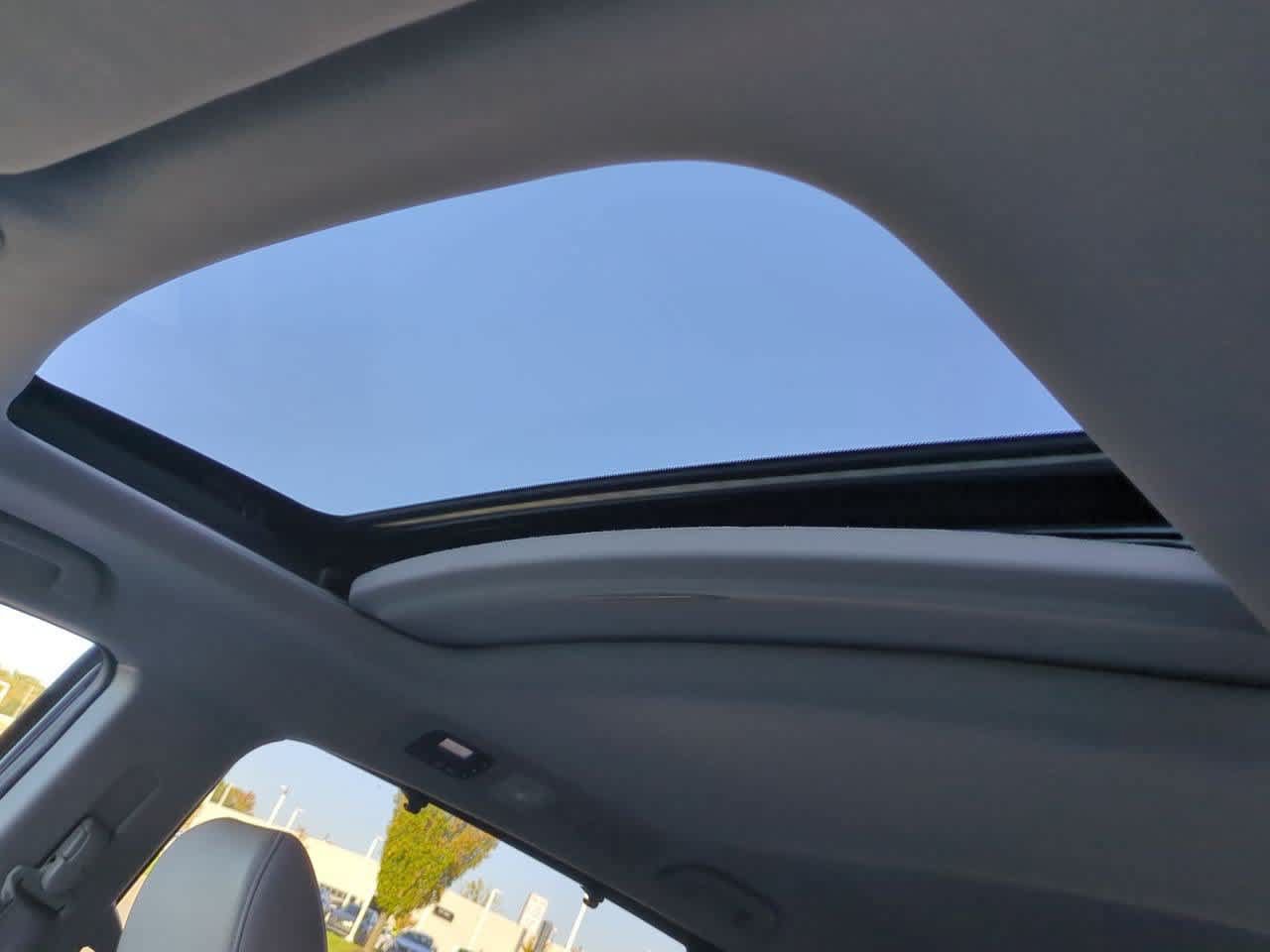 Used 2015 Honda Odyssey EX-L image 18