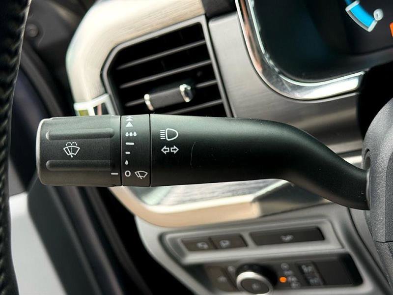 Used 2022 Ford F150 Lariat image 28