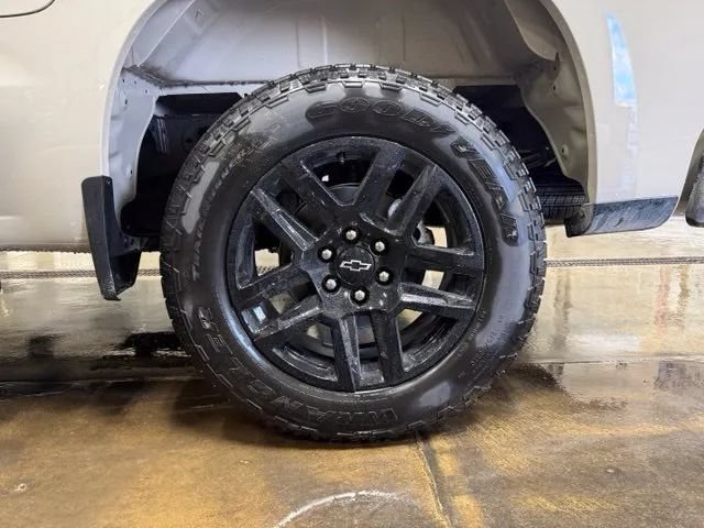 New 2026 Chevrolet Silverado 1500 Custom w/ Turbomax Blackout Package AWD/4WD image 27