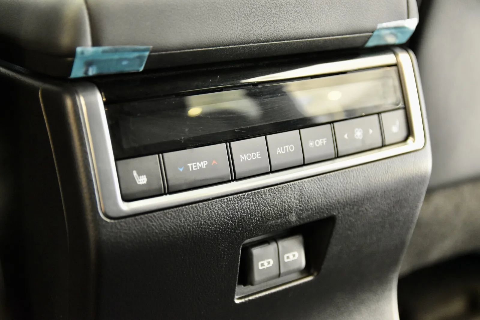 Used 2024 Lexus GX 550 w/ Accessory Package (Z1) image 22