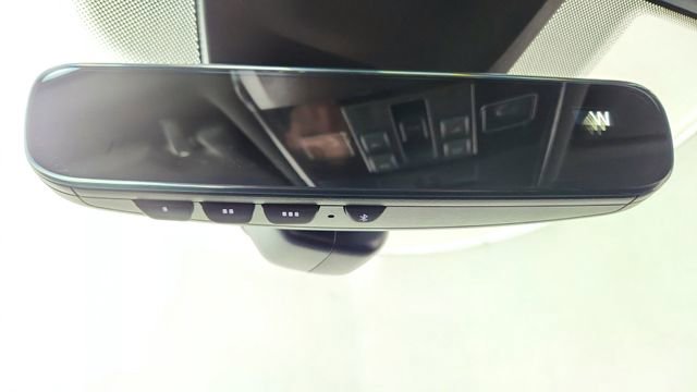 Used 2023 Volkswagen Tiguan SE R-Line image 54