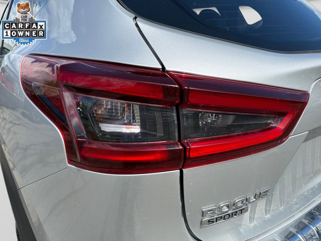 Used 2022 Nissan Rogue Sport SV w/ Technology Package image 21