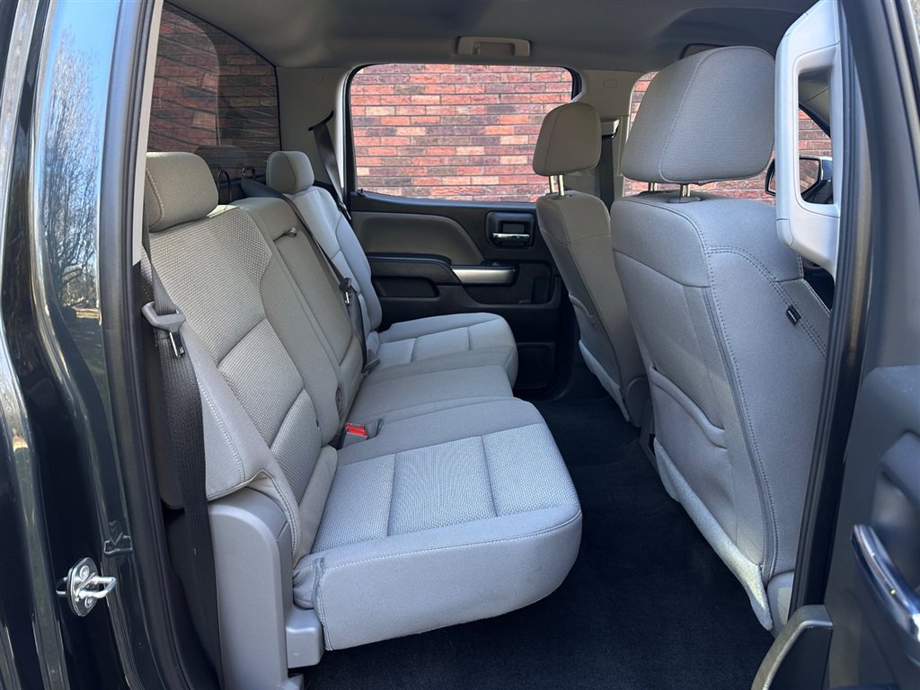 Used 2018 Chevrolet Silverado 1500 LT w/ All Star Edition image 54