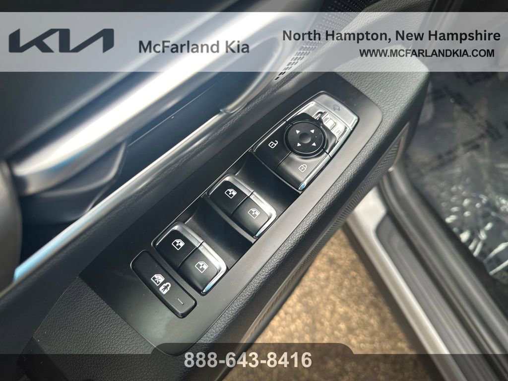 Used 2025 Kia Telluride EX X-Line AWD/4WD image 16