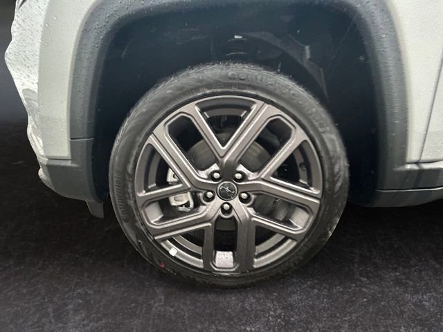 New 2026 Jeep Compass Latitude AWD/4WD image 14