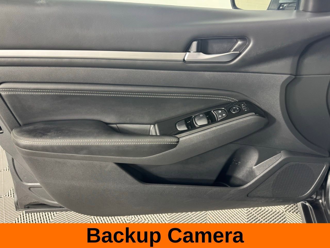 Used 2023 Nissan Altima 2.5 SL image 10