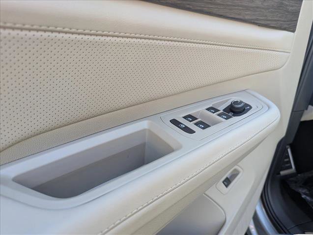 New 2026 Volkswagen Atlas SEL Premium R-Line image 11