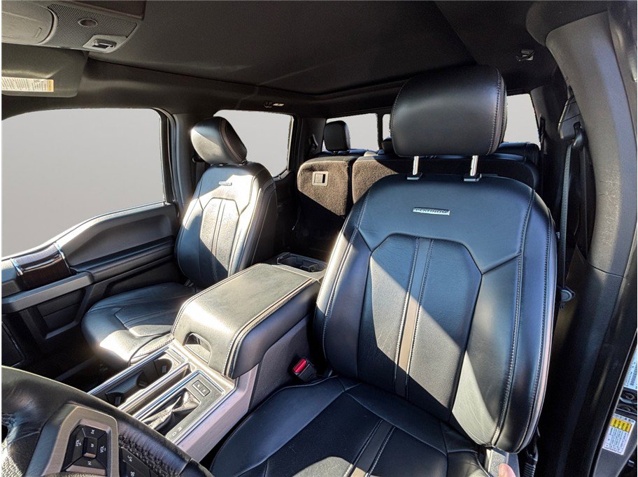 Used 2017 Ford F150 Platinum w/ Equipment Group 701A Luxury image 19
