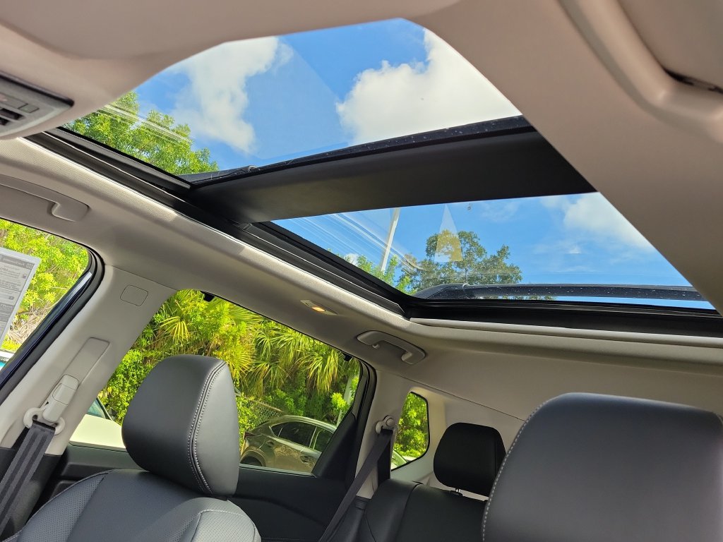 New 2026 Nissan Rogue Platinum AWD/4WD image 28