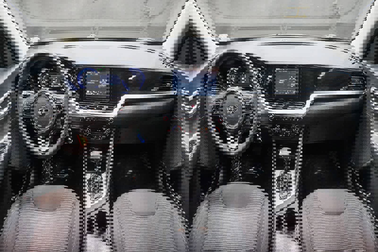 Used 2021 Kia Niro LX image 15