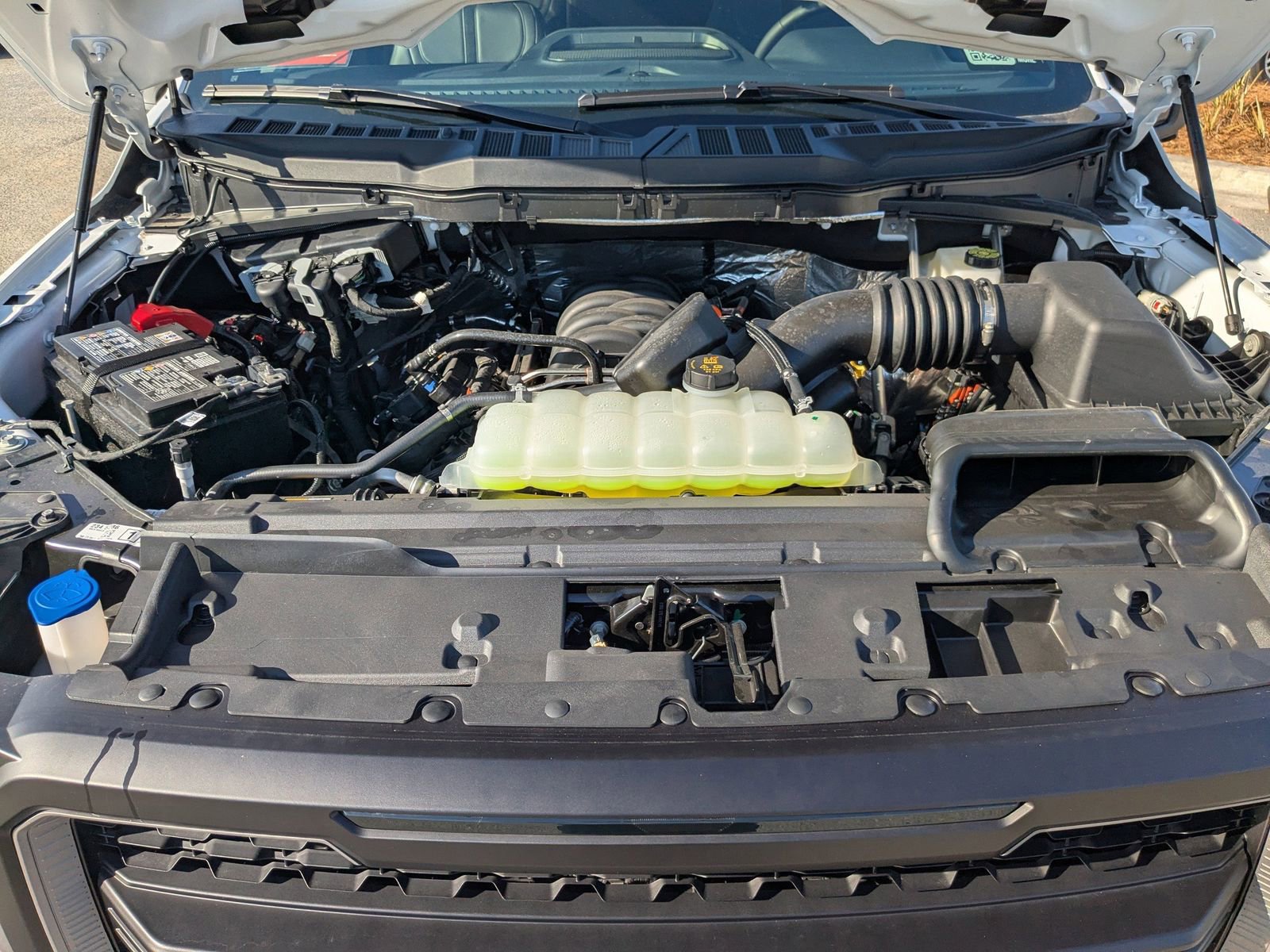 New 2025 Ford F150 XLT w/ Equipment Group 302A MID AWD/4WD image 13