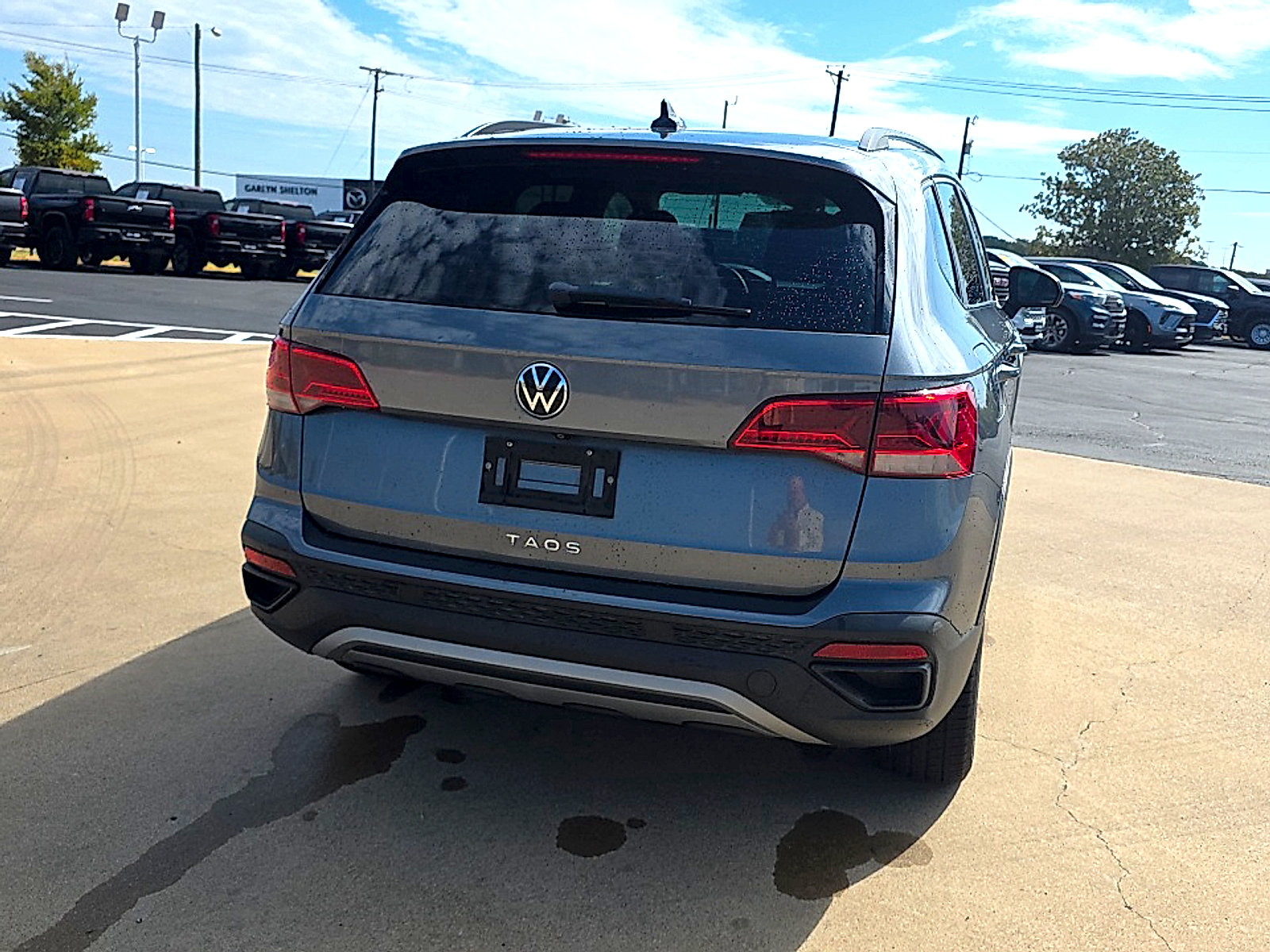 Used 2022 Volkswagen Taos S w/ IQ Drive S Package FWD image 9