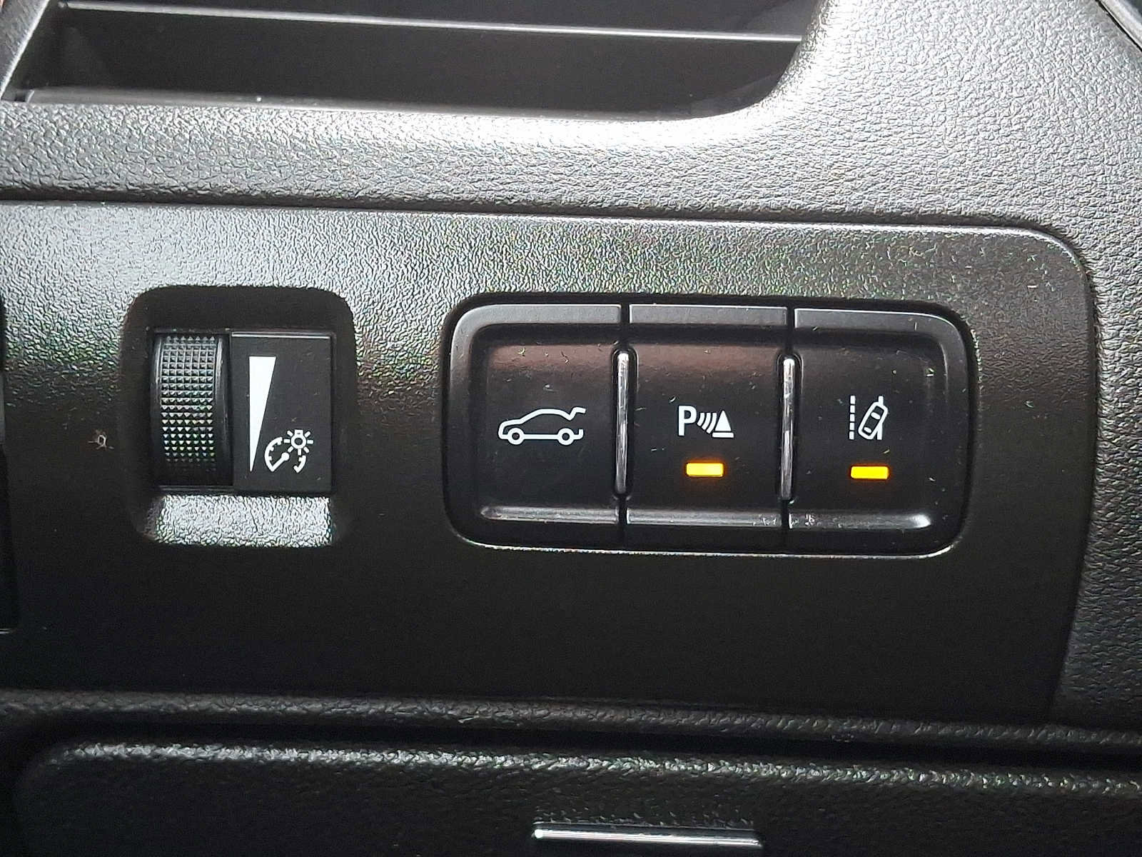 Used 2014 Chevrolet Impala LT w/ Premium Seating Package image 23