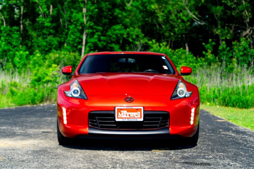Used 2020 Nissan 370Z Touring Sport RWD image 5