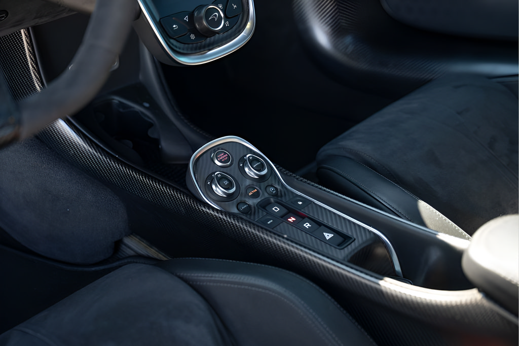 Used 2019 McLaren 600LT RWD image 36