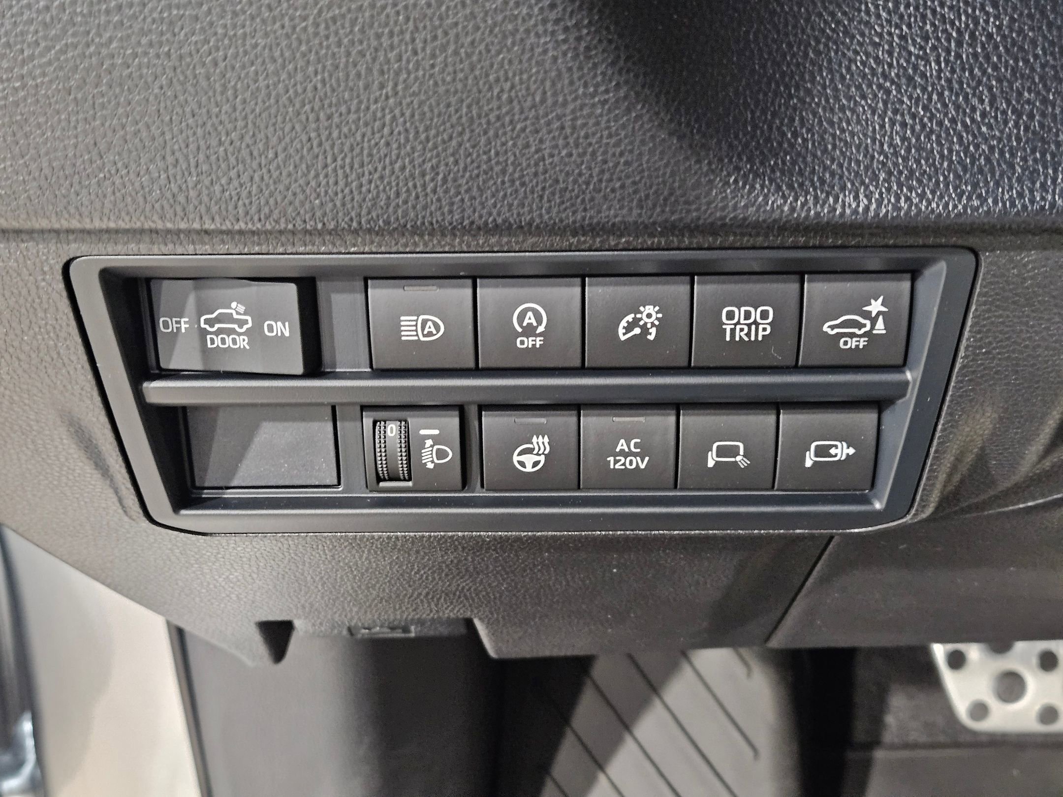 New 2026 Toyota Tundra SR5 image 13