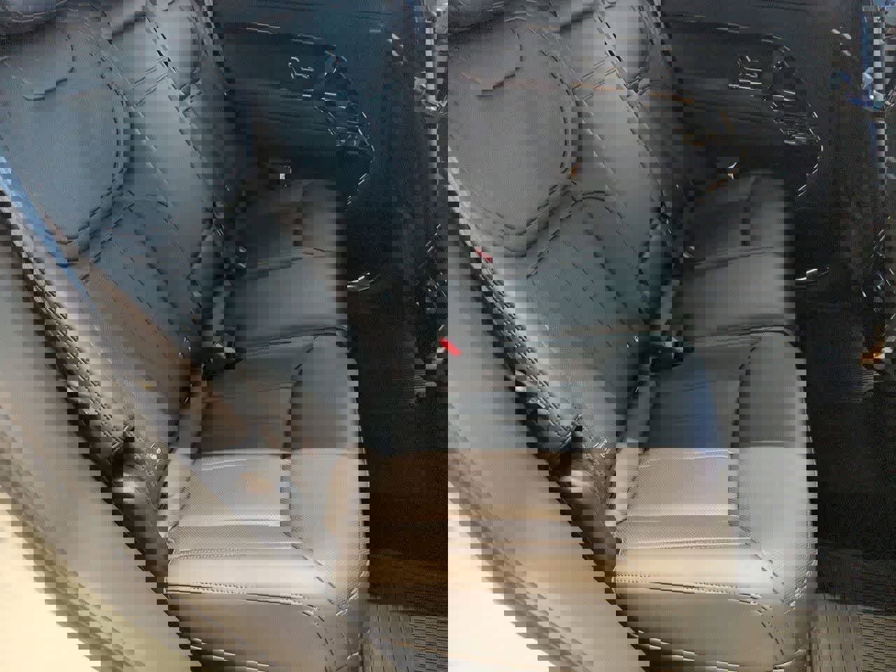 New 2026 Land Rover Range Rover Sport SE image 21