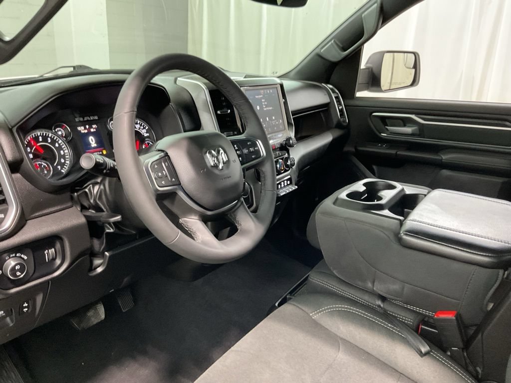 Used 2025 RAM 1500 Big Horn AWD/4WD image 17