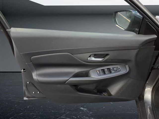 Certified 2026 Nissan Sentra SV w/ SV Convenience Package FWD image 20