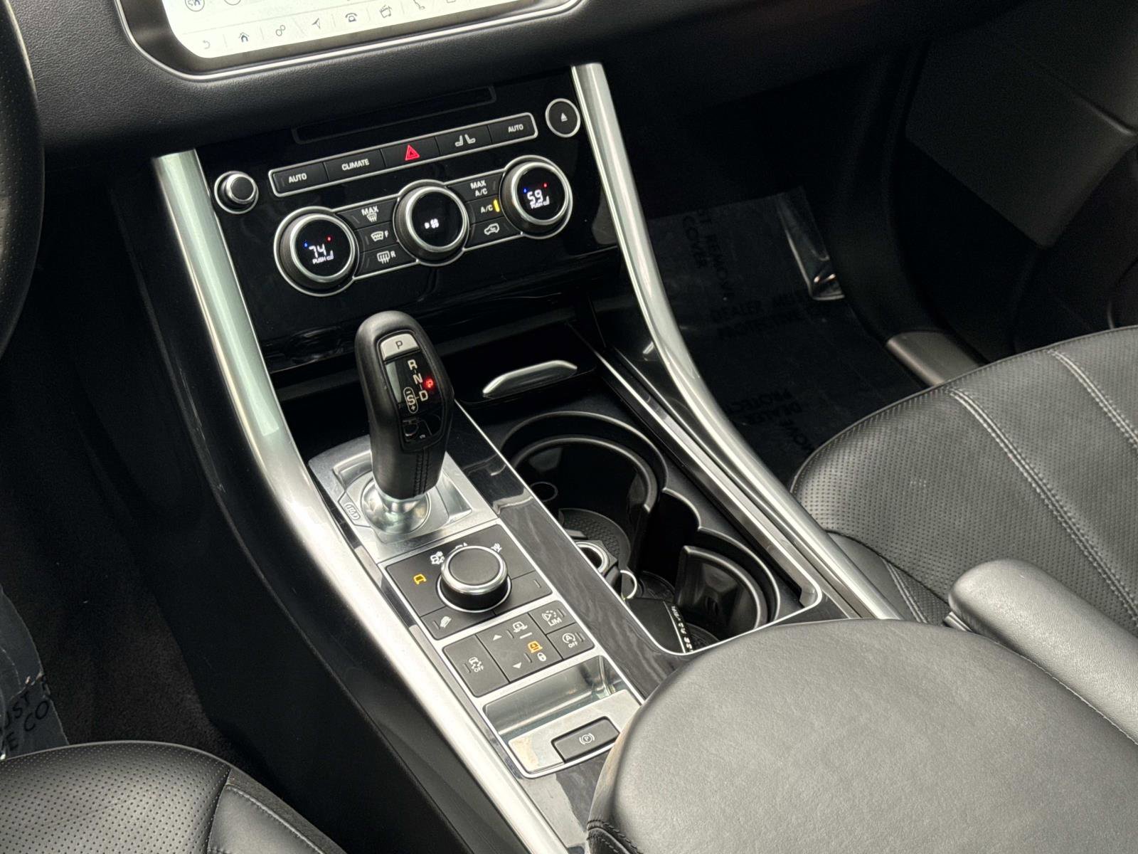 Used 2017 Land Rover Range Rover Sport HSE AWD/4WD image 15