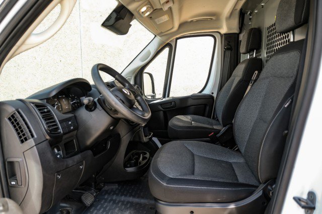 Used 2024 RAM ProMaster 2500 FWD image 3