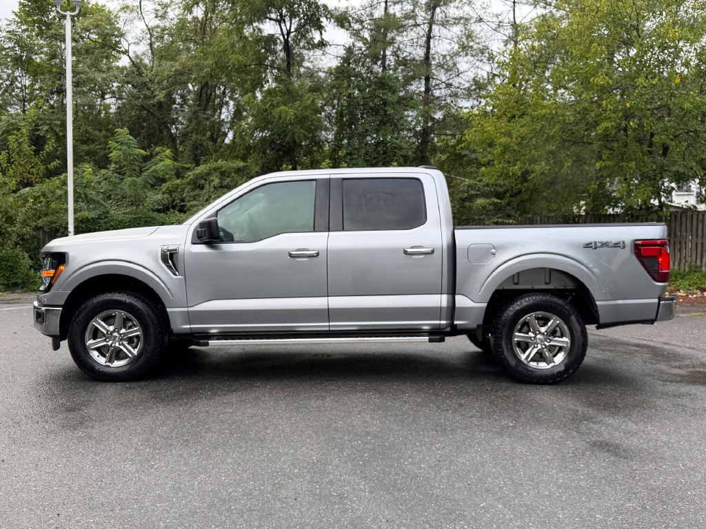 Used 2025 Ford F150 XLT w/ Equipment Group 301A Standard AWD/4WD image 4
