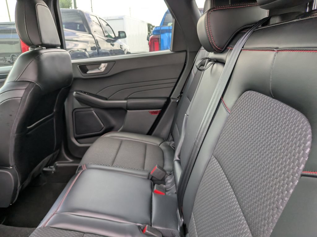 Certified 2024 Ford Escape ST-Line w/ Tech Pack #1 FWD image 16