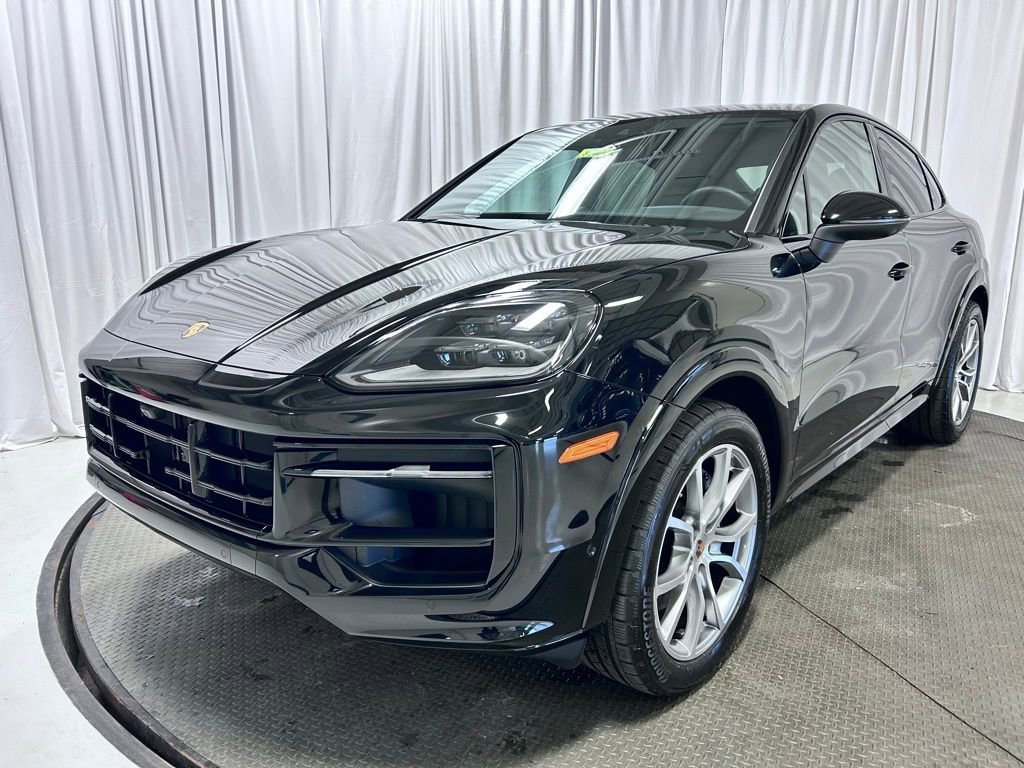 Certified 2026 Porsche Cayenne Coupe AWD/4WD image 1