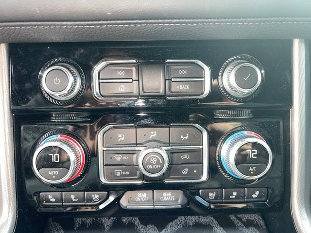 Used 2023 GMC Yukon Denali w/ Denali Reserve Package image 9