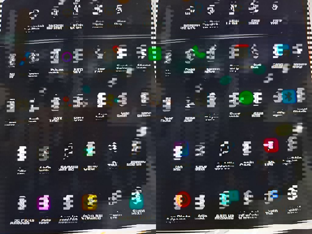 Used 2018 Tesla Model 3 Long Range image 22