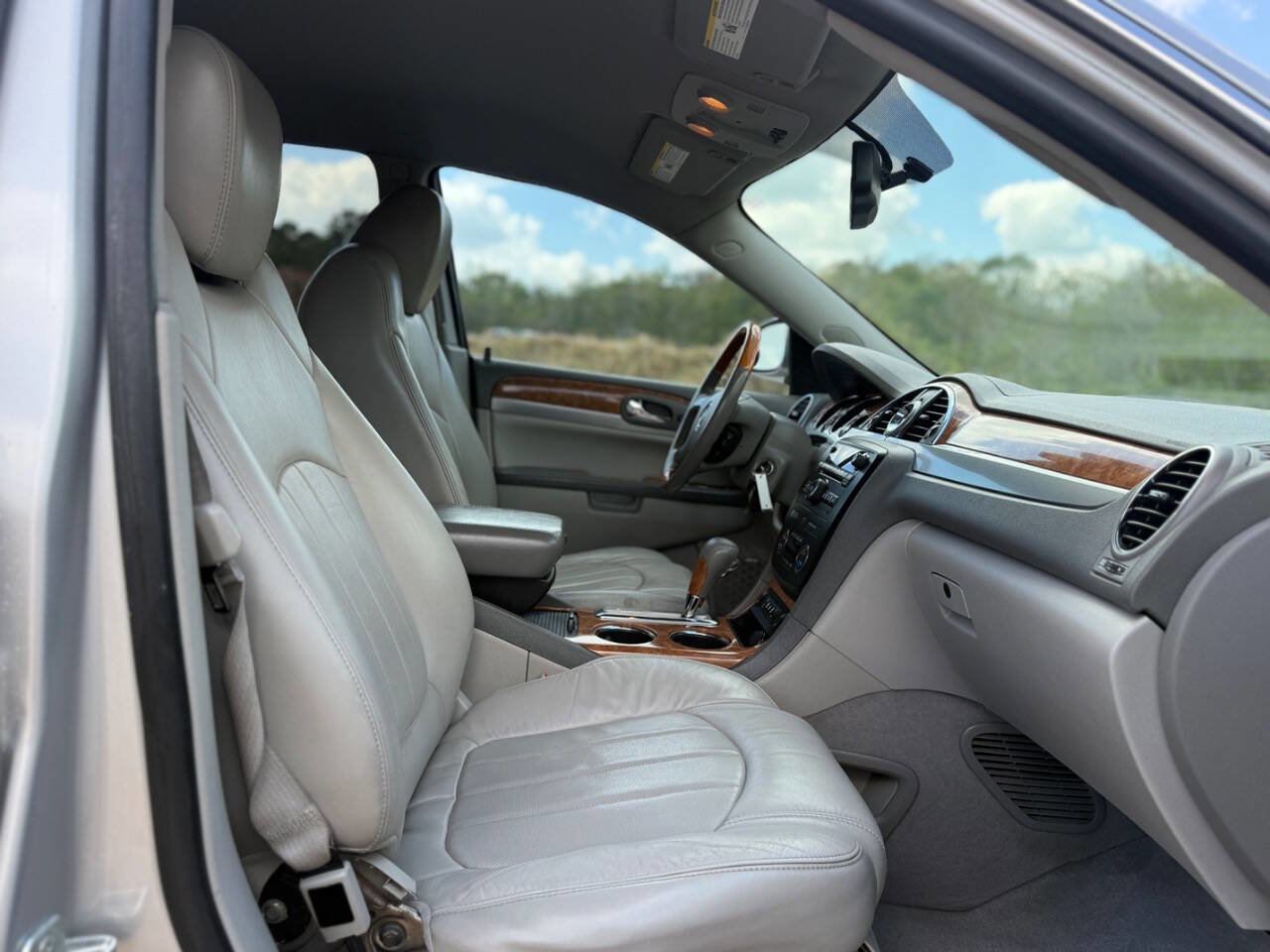 Used 2012 Buick Enclave Premium w/ LPO, Cargo Convenience Pkg FWD image 23