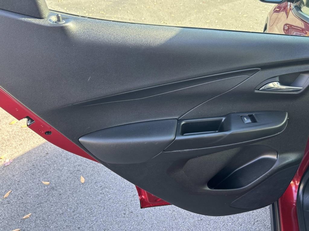 Used 2023 Chevrolet Bolt LT image 21