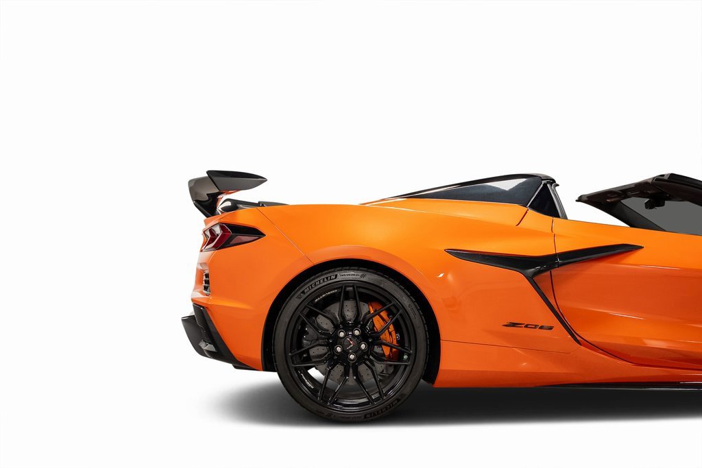 Used 2025 Chevrolet Corvette Z06 w/ Stealth Interior Trim Package image 31