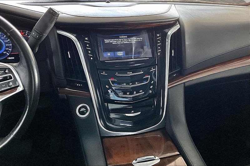 Used 2016 Cadillac Escalade Premium RWD image 5