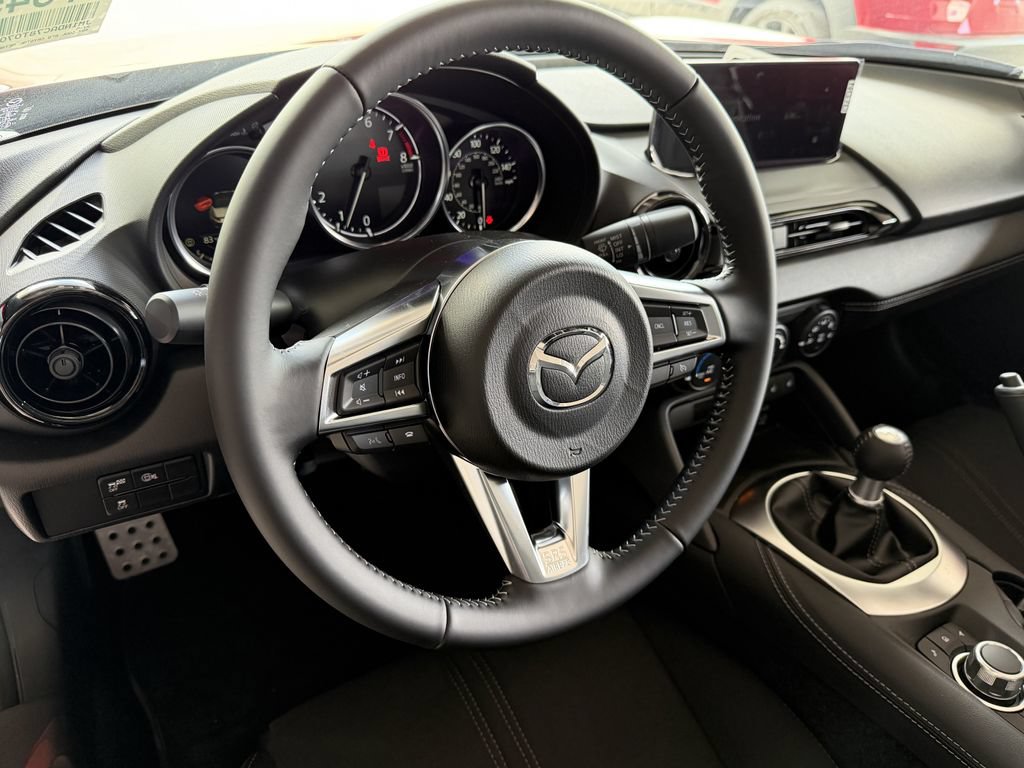 New 2026 MAZDA MX-5 Miata Club w/ Interior Package RWD image 9