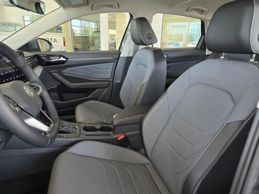 New 2026 Volkswagen Jetta SEL FWD image 19