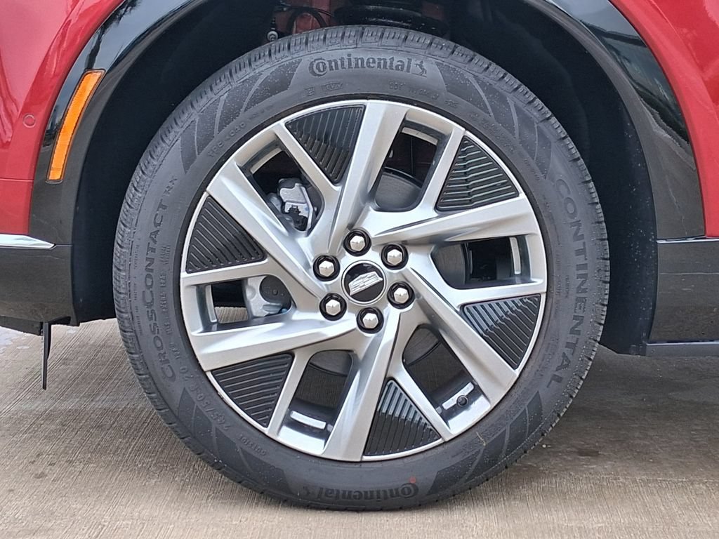 New 2026 Cadillac Optiq Luxury 1 RWD image 29